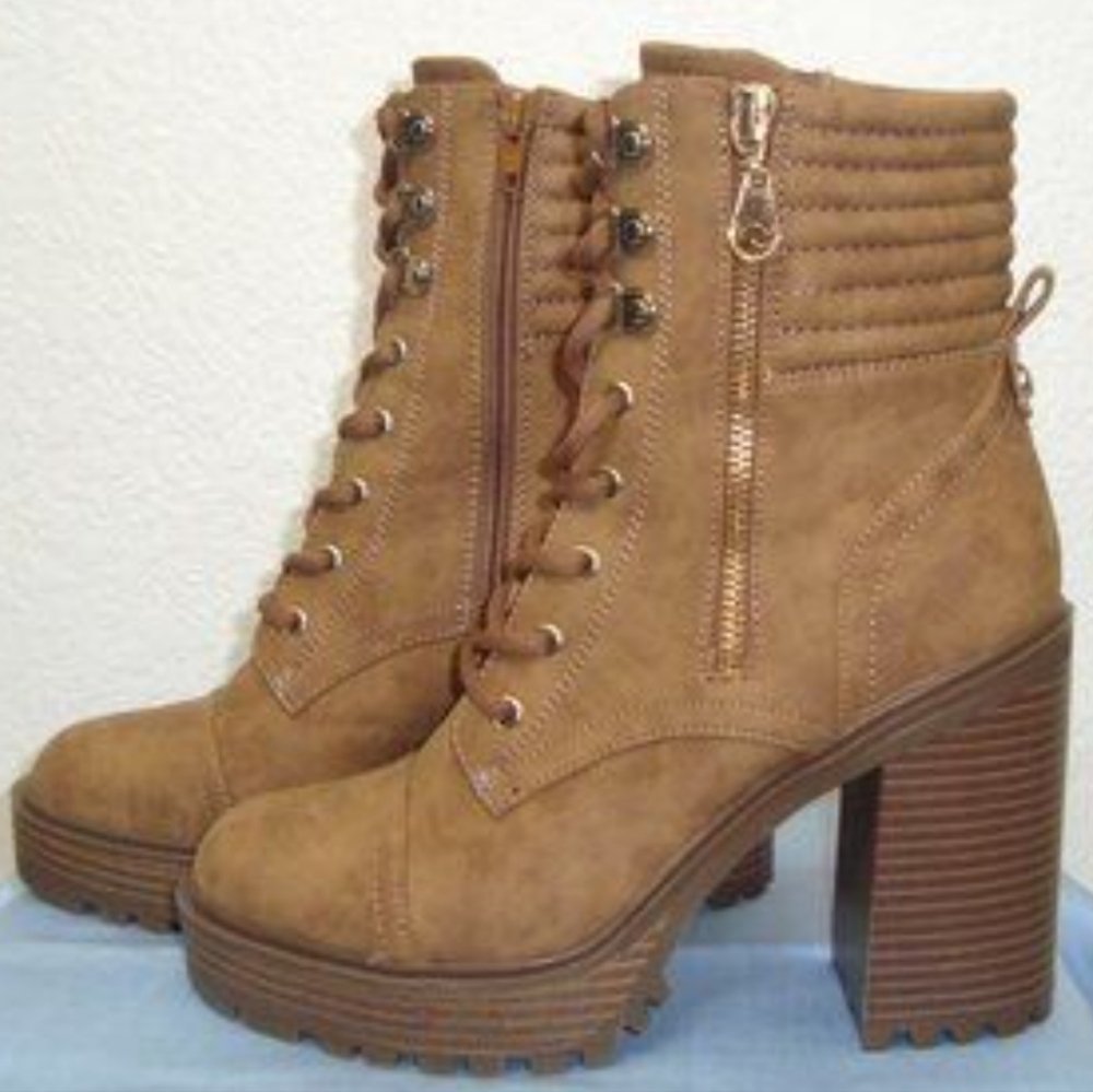 New G by GUESS GG SIANNA Combat Boot - Cognac Women's